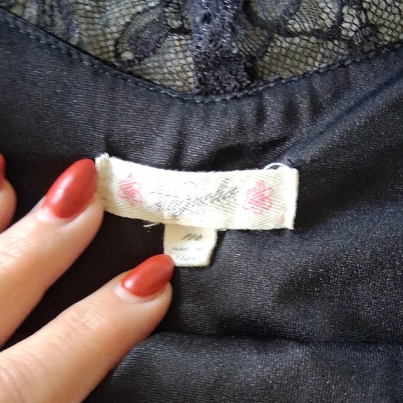 Magnolia Black Lace Trim Camisole - Picture 2 of 5